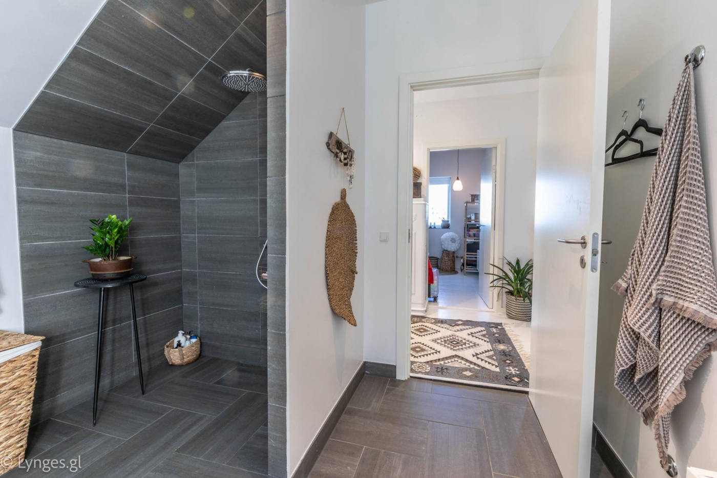Будинок, 2573 м², 764 000$ — FAKTOR